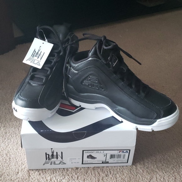 Grant Hill 2 - Picture 1 of 2